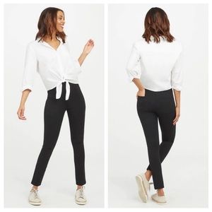 Spanx The Perfect Pant Ankle 4-Pocket Ponte in Black Petite 20202Q